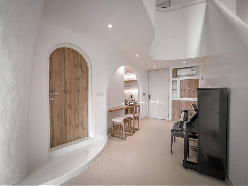 遼陽復(fù)式裝修，全屋大白墻看似不豪華，細(xì)節(jié)卻做得很到位，顏值超高